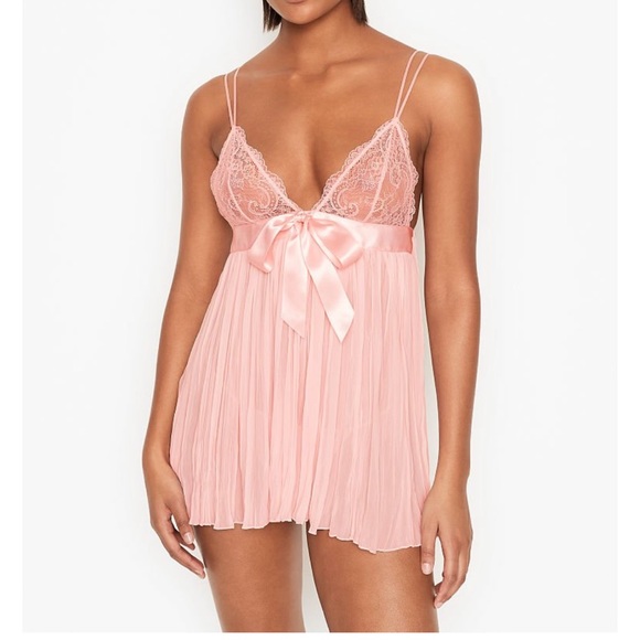 Victoria's Secret | Intimates & Sleepwear | Victoria Secret Pleated  Babydoll Lingerie Coral | Poshmark